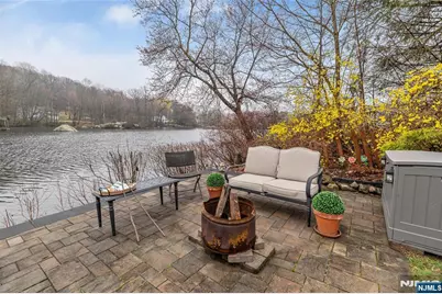 24 Broadway, West Milford, NJ 07480 - Photo 27