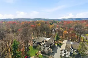 2309 Hemingway Ln 2309, Mahwah, NJ 07430 - Photo 3