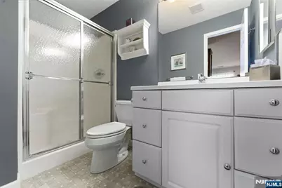 2309 Hemingway Lane 2309 #2309, Mahwah, NJ 07430 - Photo 15