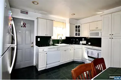 37-17 Jasper Road, Fair Lawn, NJ 07410 - Photo 7