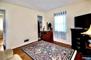 37-17 Jasper Rd, Fair Lawn, NJ 07410 - Photo 13