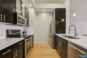 24 Ave At Port Imperial 421, West New York, NJ 07093 - Photo 5