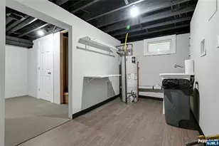 25 Marinus St, Rochelle Park Township, NJ 07662 - Photo 15