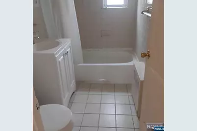 431 Main, Fort Lee, NJ 07024 - Photo 5