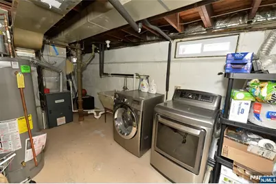 483 Mount Prospect Avenue, Clifton, NJ 07012 - Photo 17