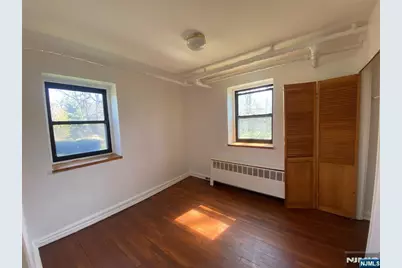 2329 Hudson G2C #G2C, Fort Lee, NJ 07024 - Photo 3