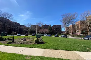 2329 Hudson G2C, Fort Lee, NJ 07024 - Photo 1