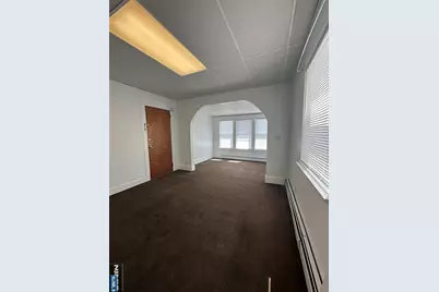 289 Livingston Avenue 1st Fl #1st Fl, Lyndhurst Township, NJ 07071 - Photo 7