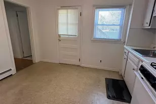 289 Livingston Ave 1st Fl, Lyndhurst Township, NJ 07071 - Photo 5