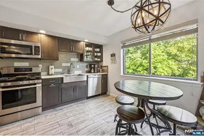 84 Windsor Circle 84C #84C, Washington Township, NJ 07676 - Photo 7