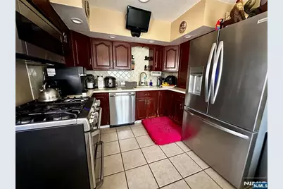 650 Union Avenue, Kenilworth, NJ 07033 - Photo 9