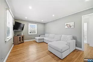 194 Ramapo Valley Rd, Oakland, NJ 07436 - Photo 5