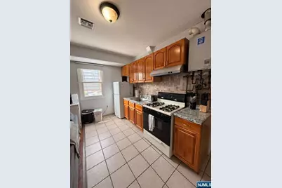 296 Passaic Street 3 #3, Passaic, NJ 07055 - Photo 3