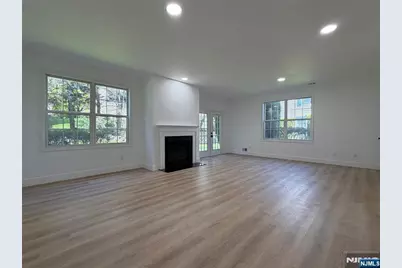 330 Winthrop Drive 303 #303, Nutley, NJ 07110 - Photo 9