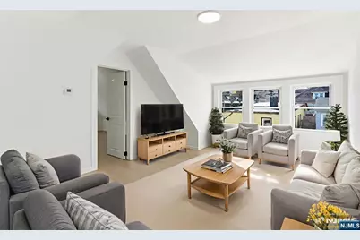 56 Holmes Street, Belleville, NJ 07109 - Photo 15