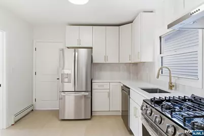 56 Holmes Street, Belleville, NJ 07109 - Photo 5