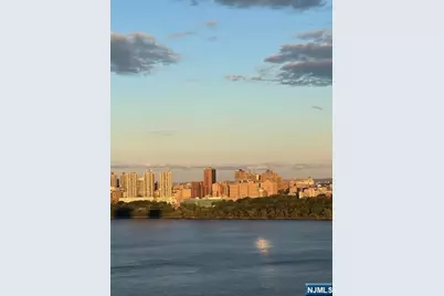 2 Horizon Road 1423 #1423, Fort Lee, NJ 07024 - Photo 13