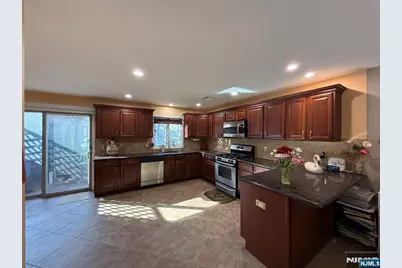 257B 5th Street 2 #2, Palisades Park, NJ 07650 - Photo 7