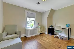 343 N Monroe St, Ridgewood, NJ 07450 - Photo 15