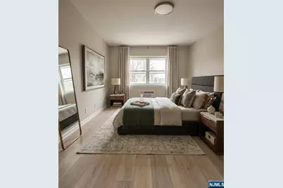 188 Hillside Avenue H2 #H2, Leonia, NJ 07605 - Photo 5