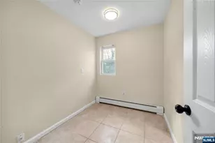 482 Morningside Ave, Fairview, NJ 07022 - Photo 9