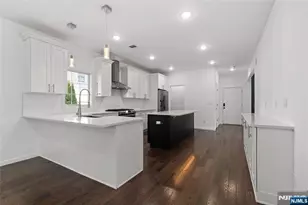 390 Pascack Rd, Washington Township, NJ 07676 - Photo 11