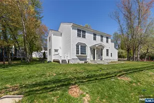 390 Pascack Rd, Washington Township, NJ 07676 - Photo 3