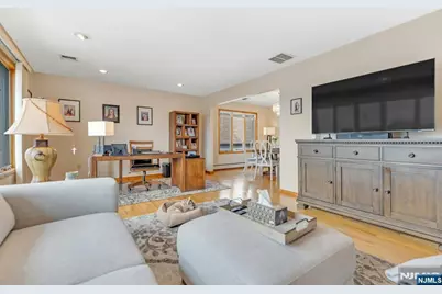 245 Wilson Avenue, Lyndhurst Township, NJ 07071 - Photo 21