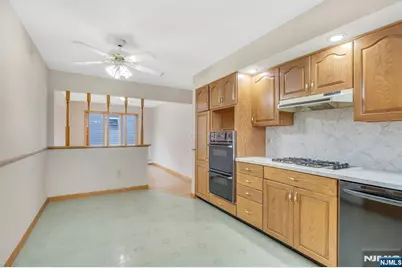 245 Wilson Avenue, Lyndhurst Township, NJ 07071 - Photo 11