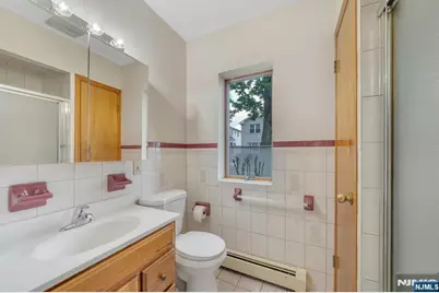 245 Wilson Avenue, Lyndhurst Township, NJ 07071 - Photo 41