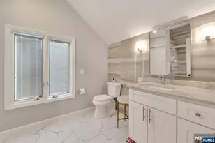 16 Greenbrook Rd, Caldwell, NJ 07006 - Photo 31