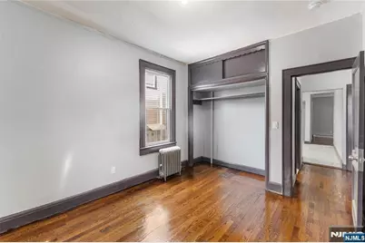 135 Tremont Avenue, East Orange, NJ 07018 - Photo 11