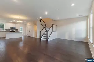28 Colgate Dr 905, Morristown, NJ 07960 - Photo 5