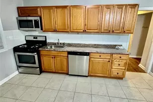 373 Floral Ln, Saddle Brook Township, NJ 07663 - Photo 5