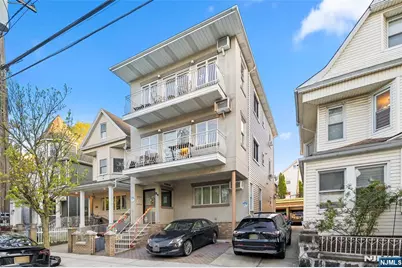 37 47th Street, Weehawken, NJ 07086 - Photo 1