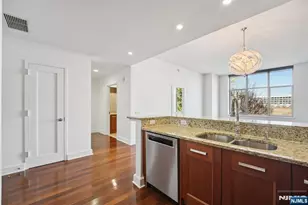 8100 River Road 209, North Bergen, NJ 07047 - Photo 5