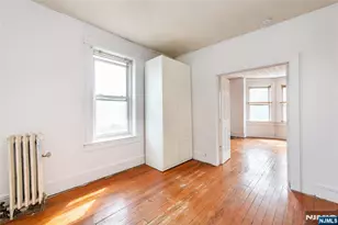 66 Gautier Ave 302, Jersey City, NJ 07306 - Photo 21