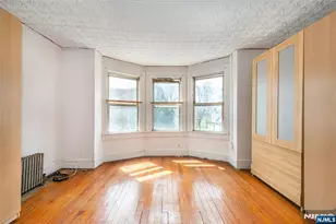 66 Gautier Ave 302, Jersey City, NJ 07306 - Photo 3