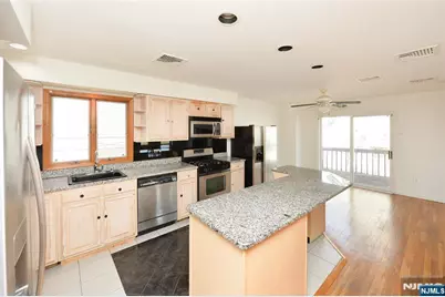 73 S Prospect Avenue, Hackensack, NJ 07601 - Photo 7