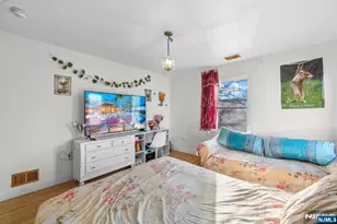 360 Gorge Road 2, Cliffside Park, NJ 07010 - Photo 13