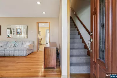 114 Crescent Avenue, Waldwick, NJ 07463 - Photo 5