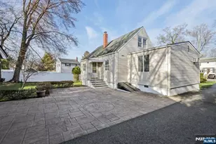 114 Crescent Ave, Waldwick, NJ 07463 - Photo 37