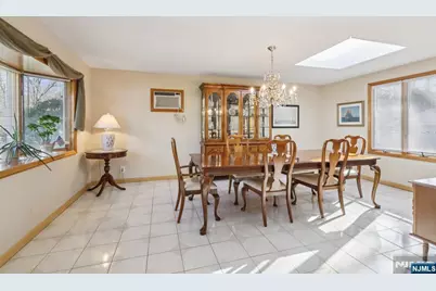 114 Crescent Avenue, Waldwick, NJ 07463 - Photo 13