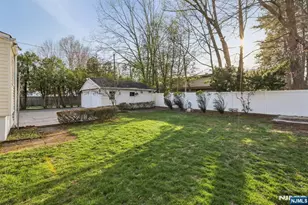 114 Crescent Ave, Waldwick, NJ 07463 - Photo 43