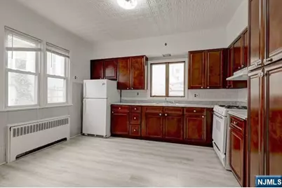 58 Westervelt Avenue 1 #1, Hawthorne, NJ 07506 - Photo 3