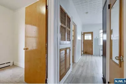 58 Westervelt Avenue 1 #1, Hawthorne, NJ 07506 - Photo 5