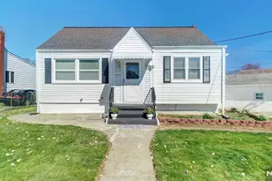 34 Greenlawn Dr, Lodi, NJ 07644 - Photo 1