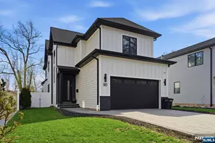 90 Columbus Dr, Tenafly, NJ 07670 - Photo 3