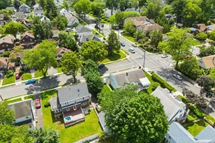 217 Grayson Pl, Teaneck Township, NJ 07666 - Photo 39