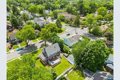 217 Grayson Place, Teaneck Township, NJ 07666 - Photo 37